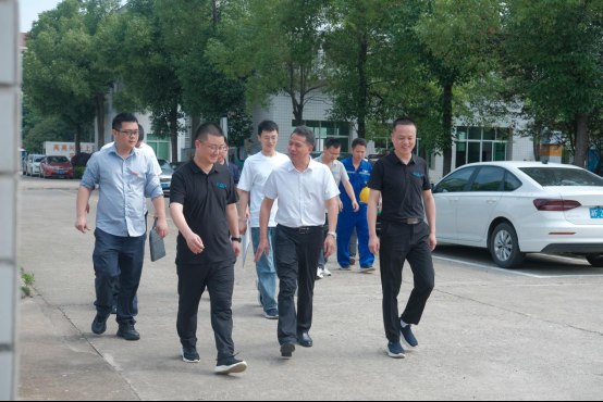 乐玩网页版工业与湖南理工学院共建“实习与就业一体化基地”